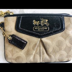 ‼️SALE‼️EUC AUTHENTIC Coach wristlet